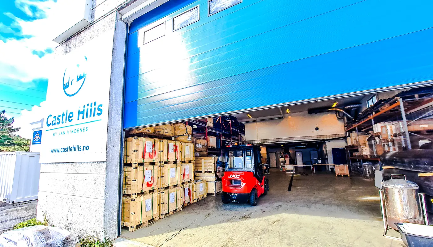 Online seller packing marketplace orders for dispatch in an Indian e-commerce warehouse