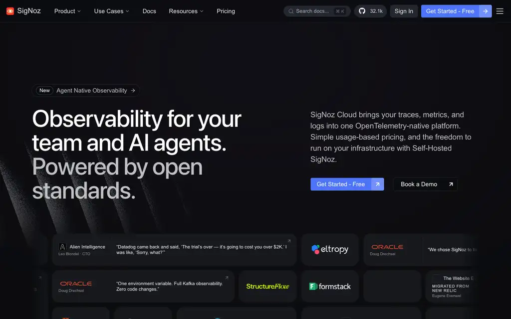 SigNoz website homepage screenshot